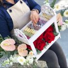 EA31| Flower Stand with chocolates