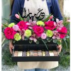 E 29| Flowers With Chocolate stand