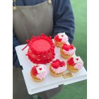 V8 | Mini Cakes & Cupcakes