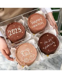 4 cakes & acrylic