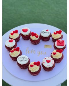 V12 | Cupcakes