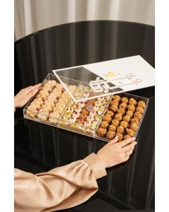 E4| Acrylic tray with 3 sweets