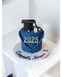 768 |Graduation Cake