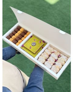 796| Trio Sweet Box