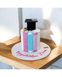 812| Graduation cake 