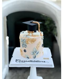 813| Graduation cake 